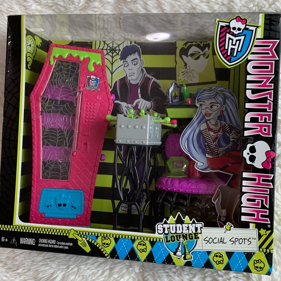 monster high Other - Monster High Student Lounge Social Spots